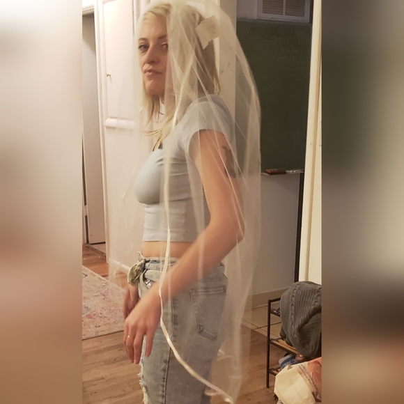 New! JL Johnson Bridals Custom Made Ivory Comb Veil, ivory silk ribbon edging. - Picture 2 of 4